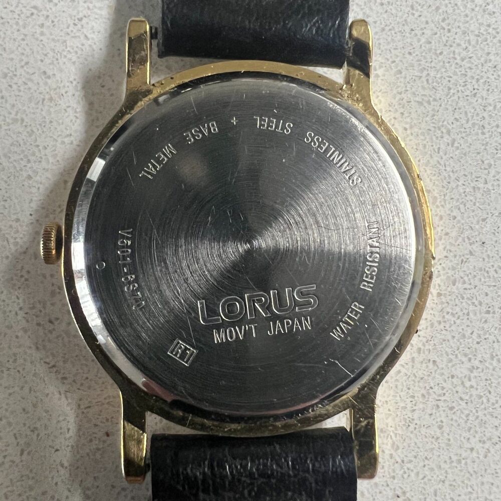 Vintage Disney Mickey Mouse Lorus Quartz Watch - Picture 11 of 12
